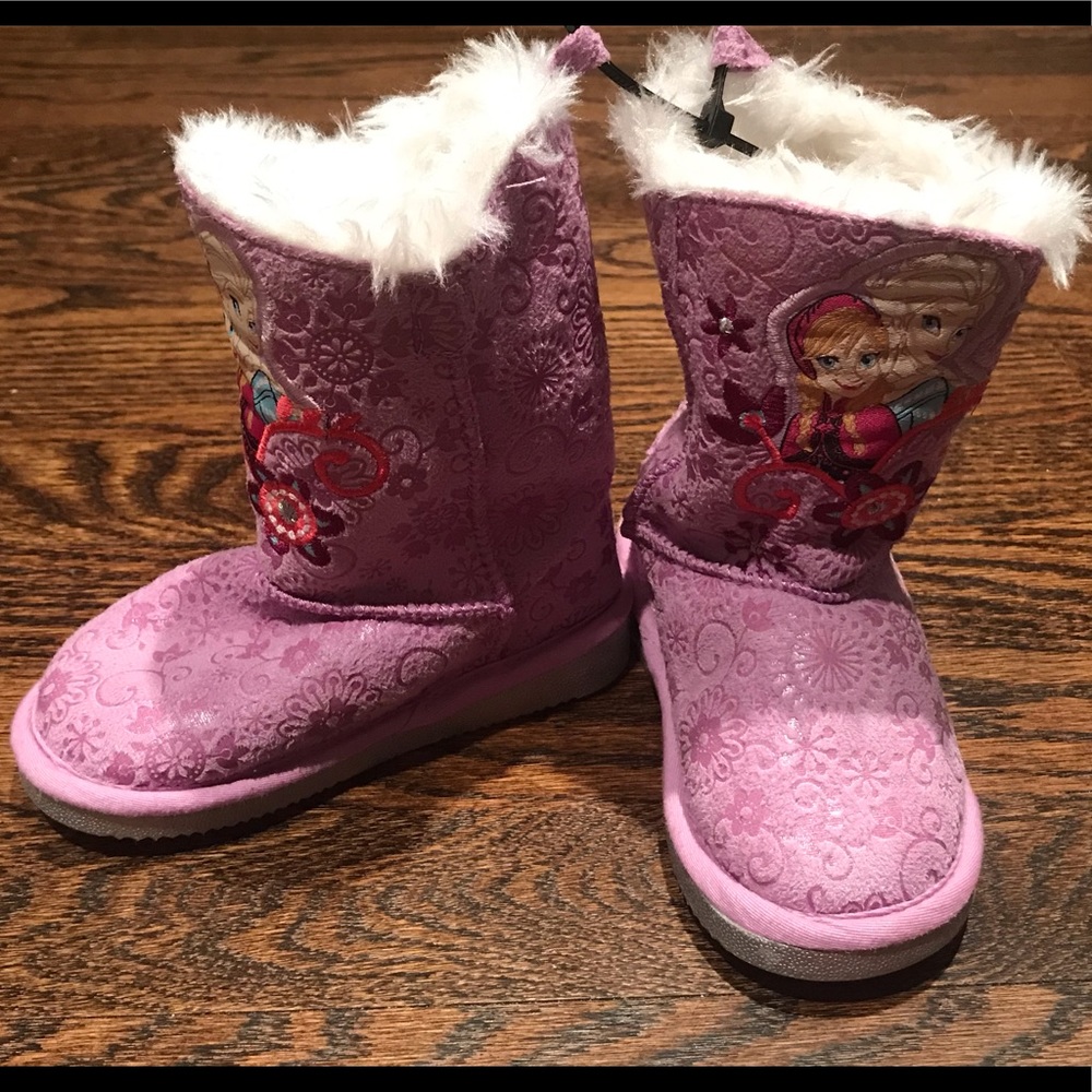 NWOT Disney’s FROZEN winter boots Never Worn